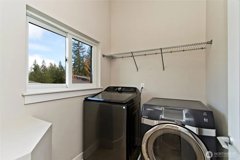 1471 14th Place NE Issaquah, WA 98029