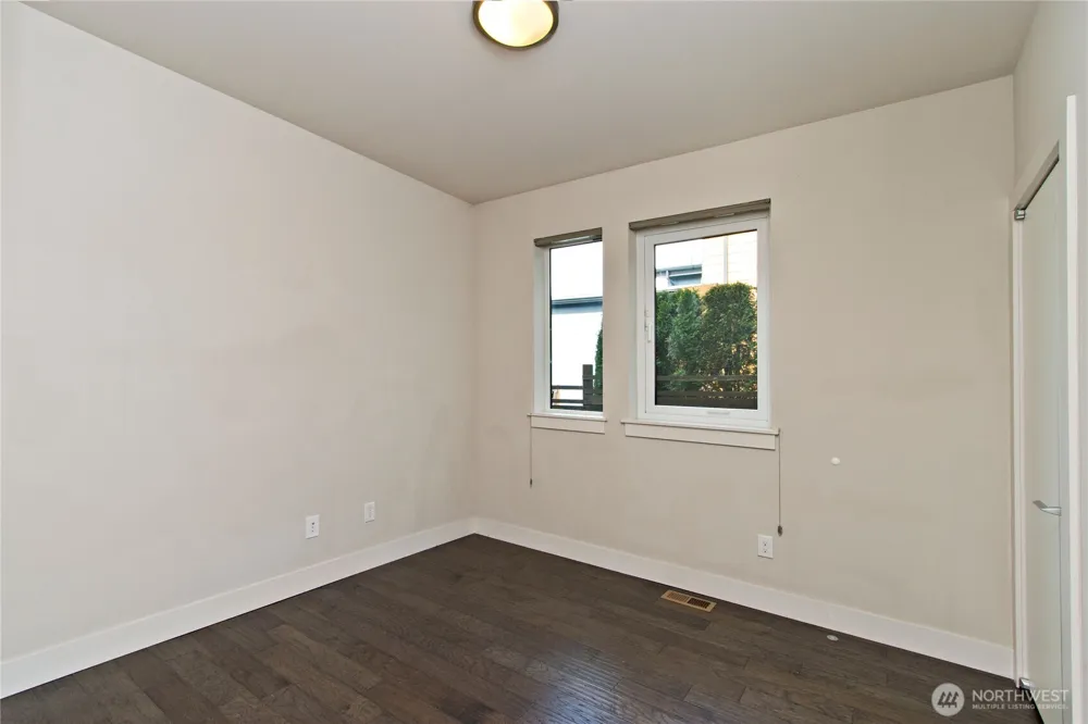 1471 14th Place NE Issaquah, WA 98029