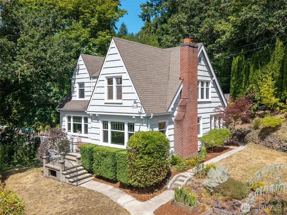 336 NE Adams Avenue Chehalis, WA 98532