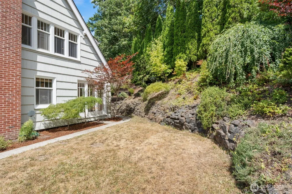 336 NE Adams Avenue Chehalis, WA 98532