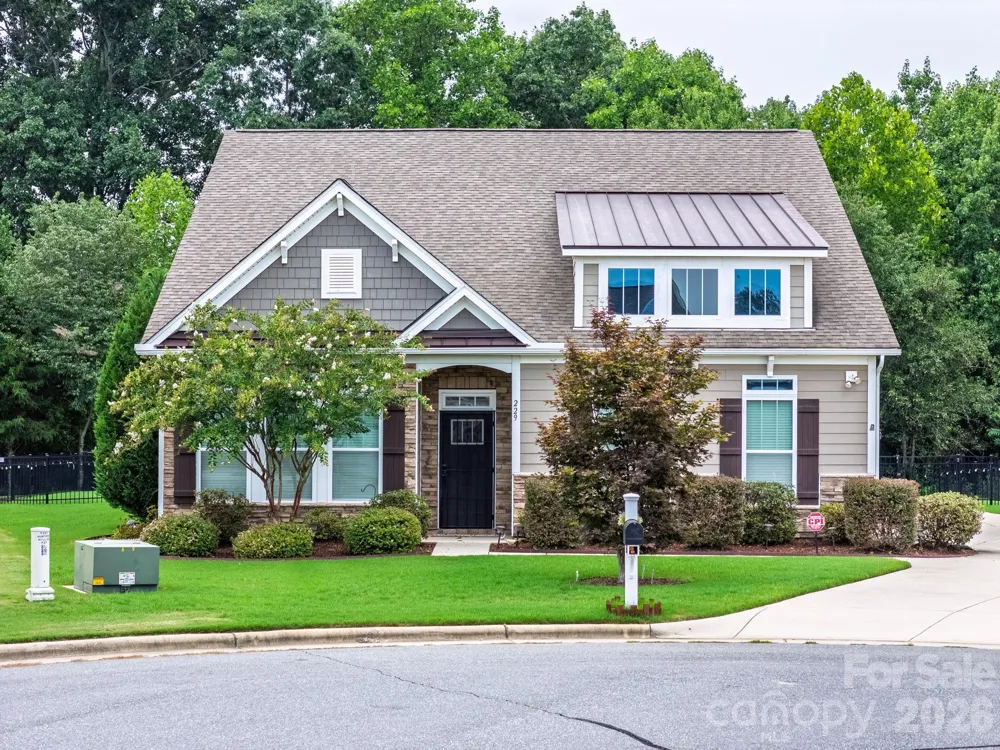 229 Hunters Hill Drive Statesville, NC 28677