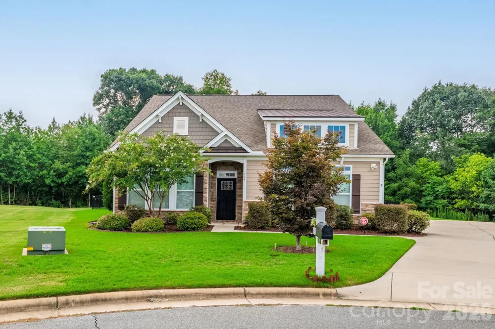 229 Hunters Hill Drive Statesville, NC 28677