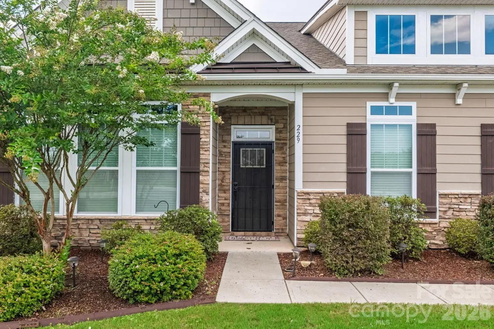 229 Hunters Hill Drive Statesville, NC 28677