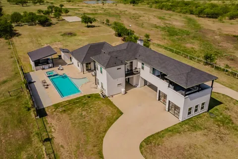 616 County Road 903
