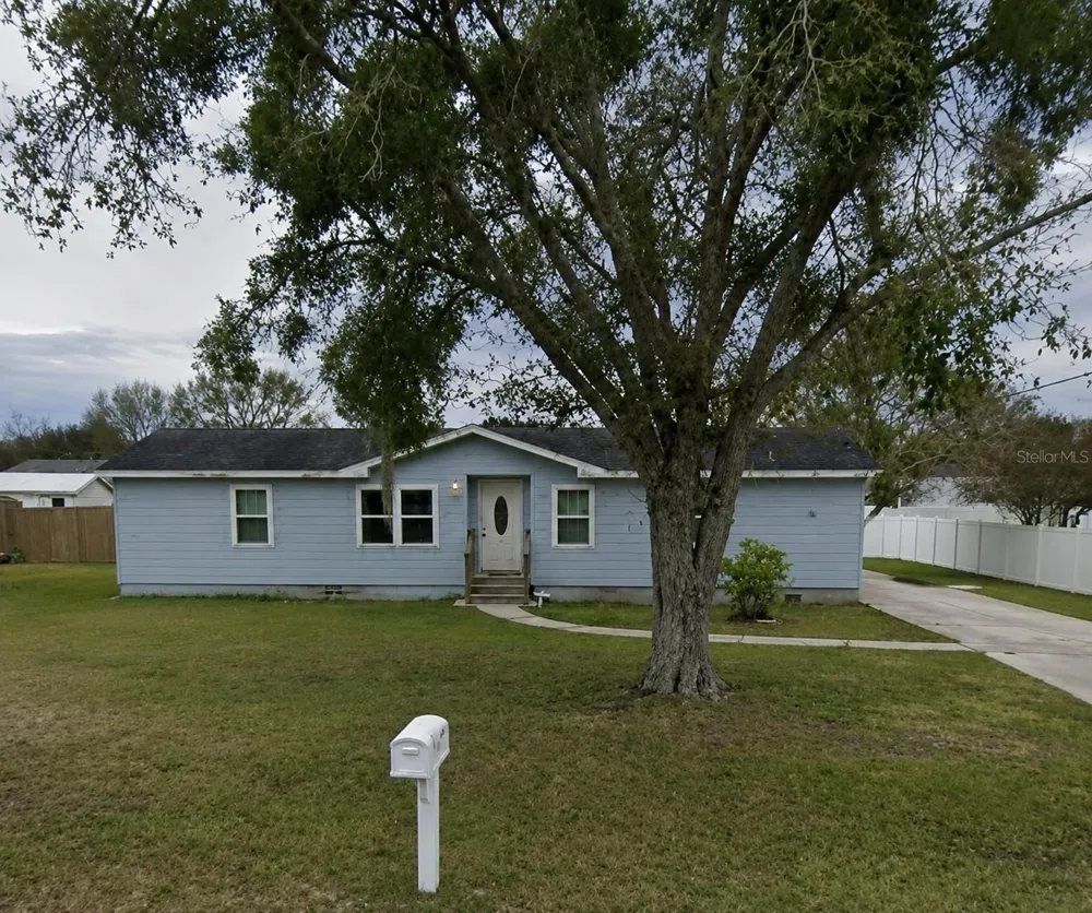 4416 MEADOW RIDGE AVENUE Mulberry, FL 33860