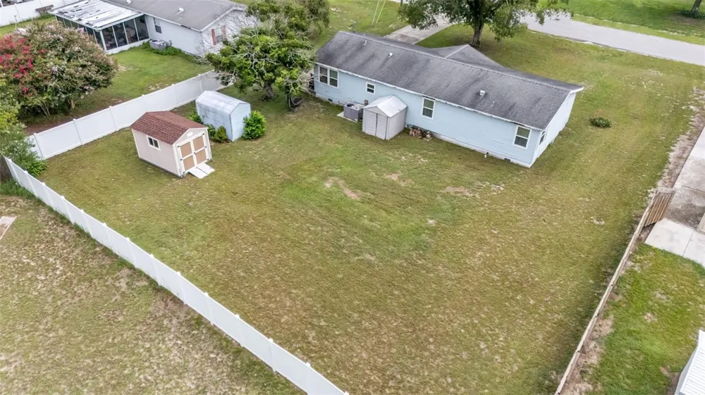 4416 MEADOW RIDGE AVENUE Mulberry, FL 33860