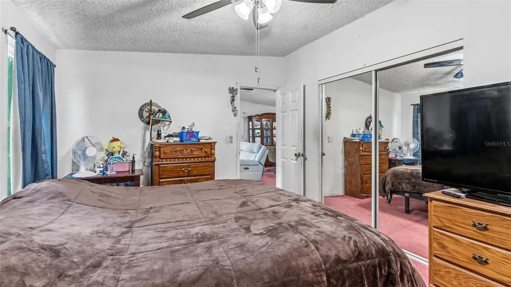 4416 MEADOW RIDGE AVENUE Mulberry, FL 33860