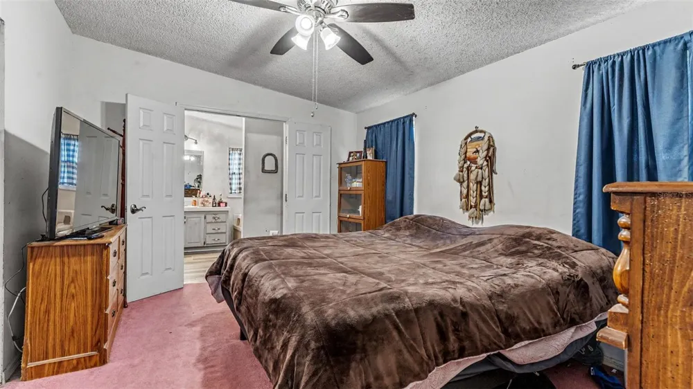 4416 MEADOW RIDGE AVENUE Mulberry, FL 33860