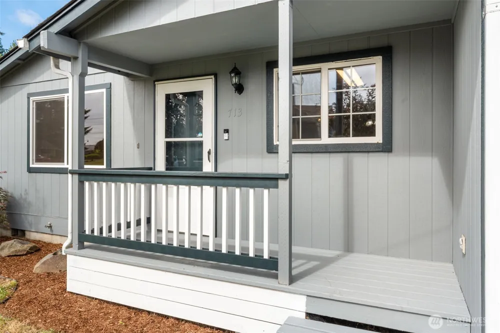 713 1st Avenue NE Napavine, WA 98532