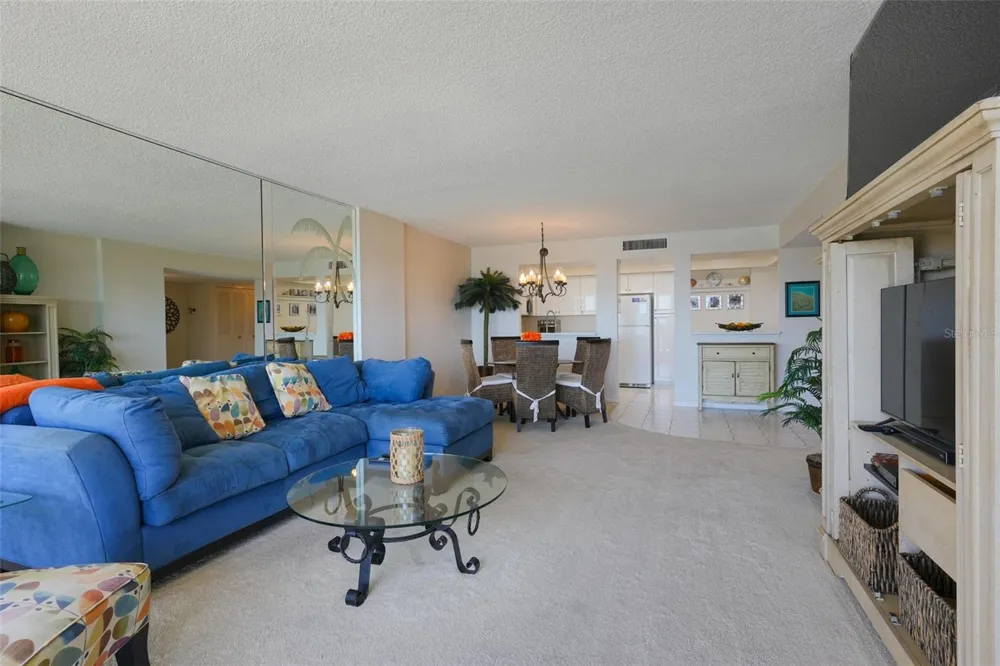 400 ISLAND WAY #1004 Clearwater Beach, FL 33767