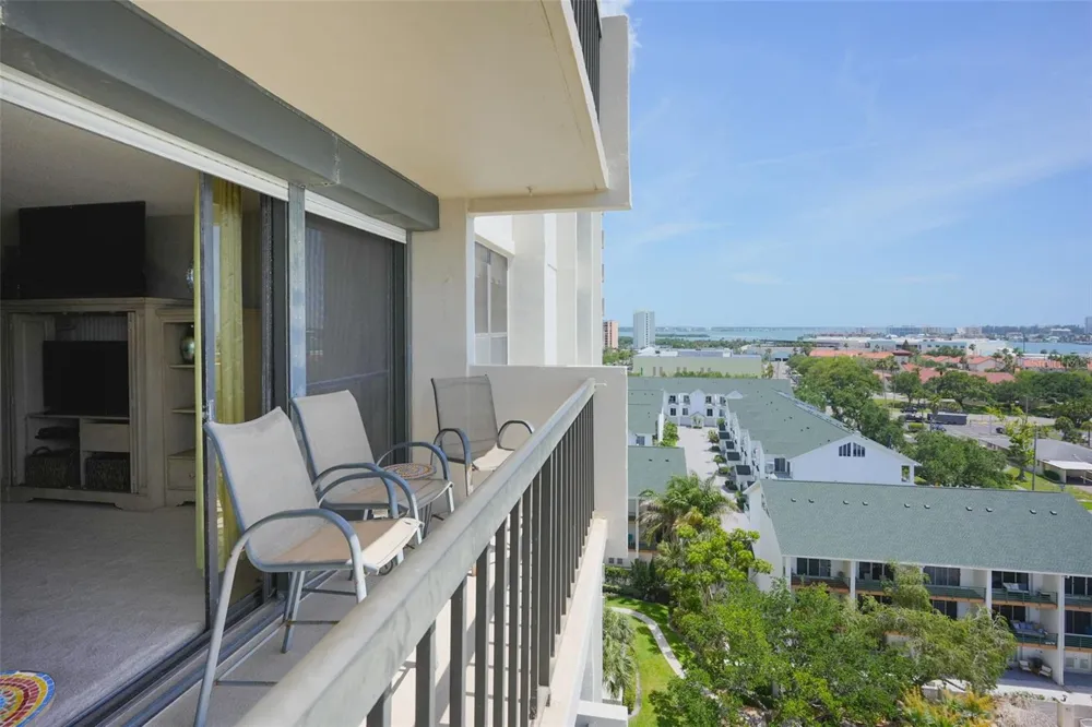 400 ISLAND WAY #1004 Clearwater Beach, FL 33767