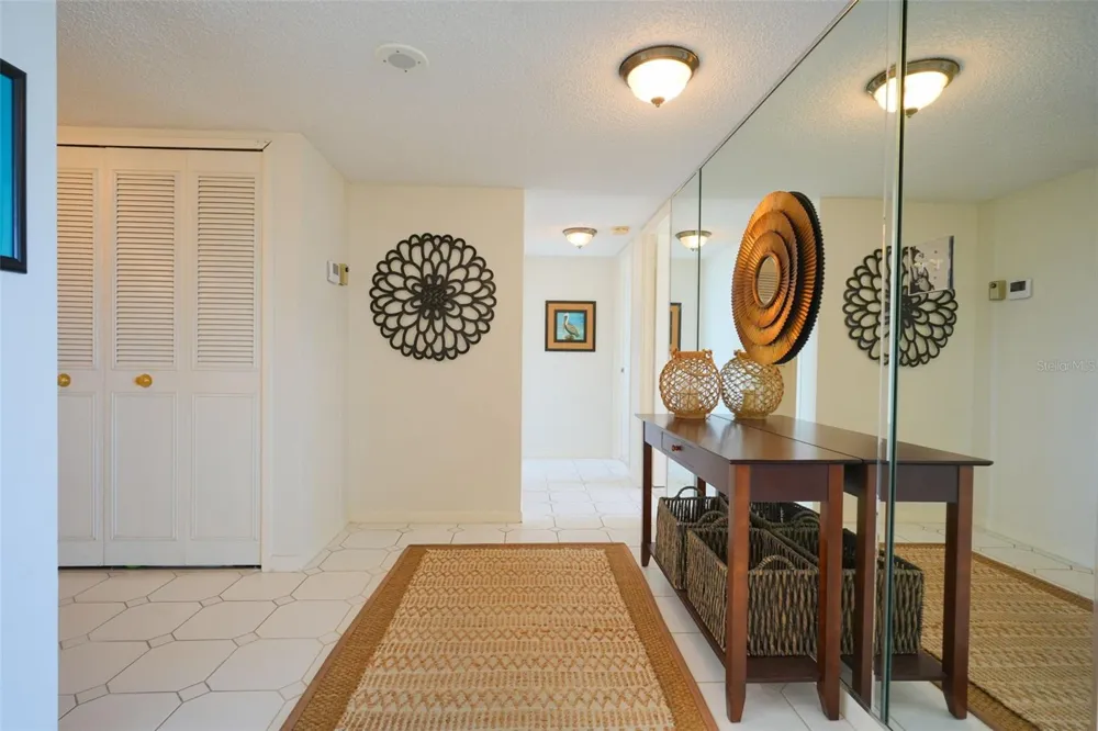 400 ISLAND WAY #1004 Clearwater Beach, FL 33767