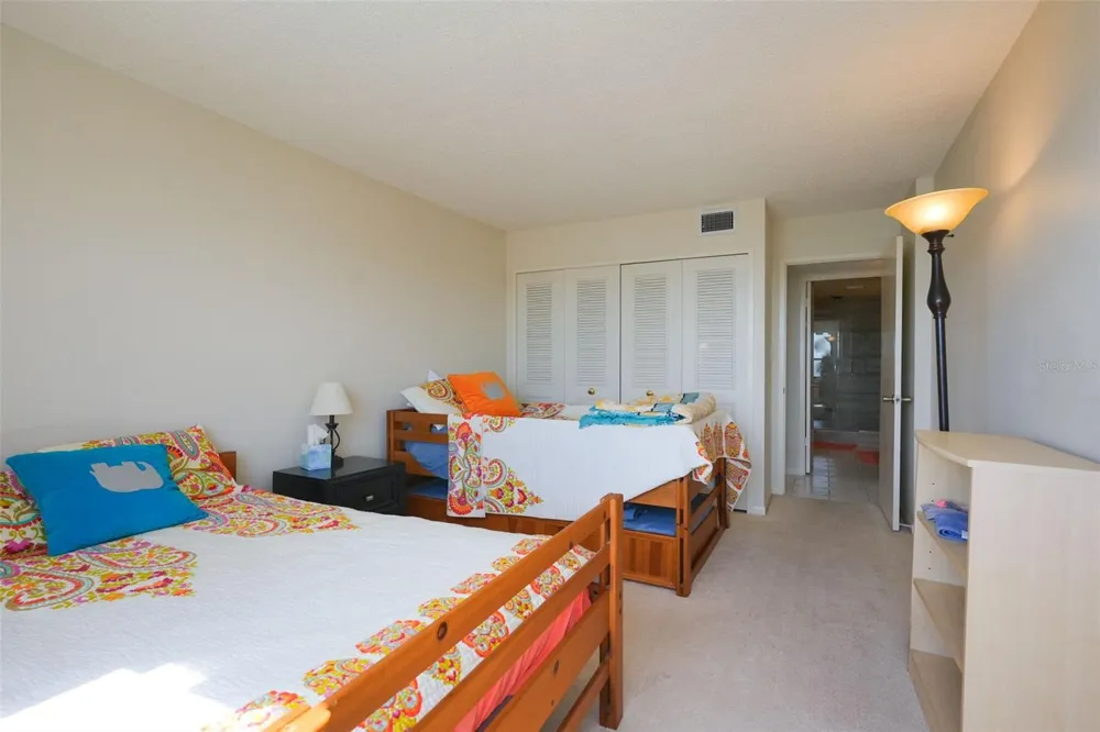 400 ISLAND WAY #1004 Clearwater Beach, FL 33767