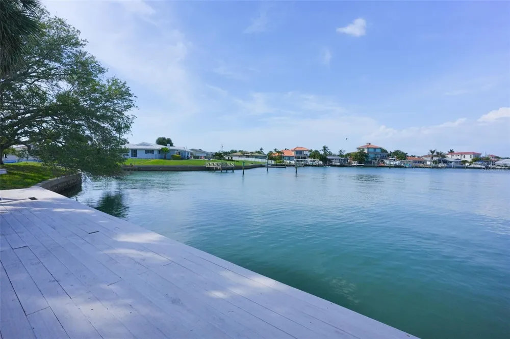 400 ISLAND WAY #1004 Clearwater Beach, FL 33767