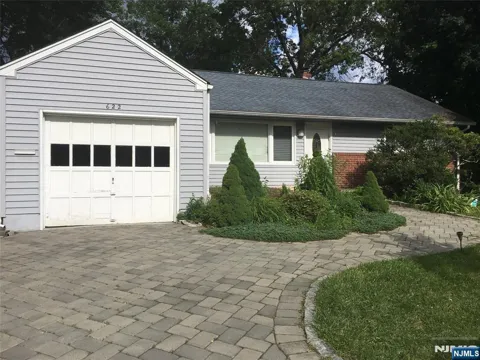 622 Knickerbocker Road