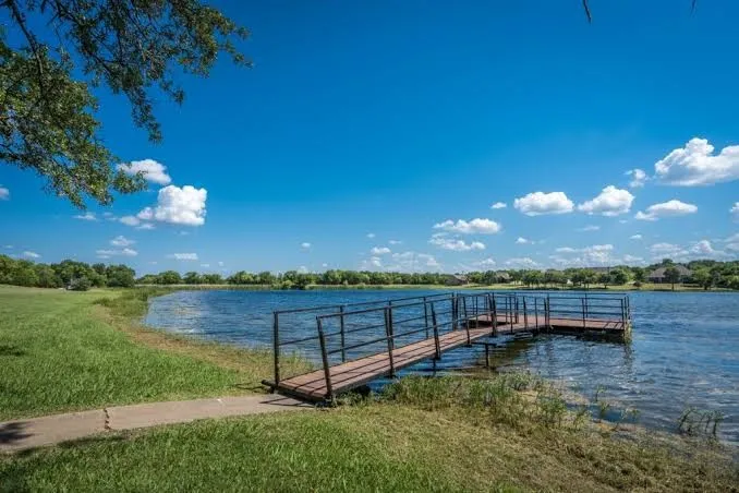 13002 Crestwood Drive Whitney, TX 76692