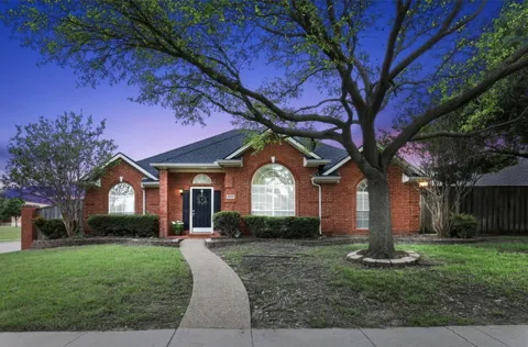4500 Portrait Lane