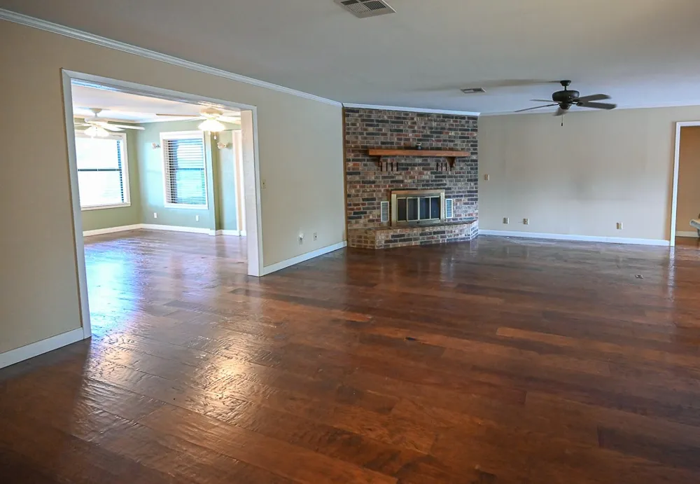 412 Half Moon Way Runaway Bay, TX 76426