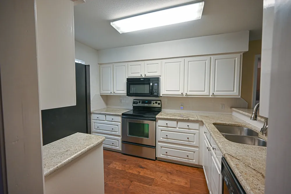 412 Half Moon Way Runaway Bay, TX 76426