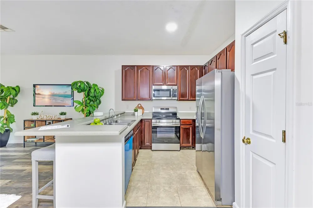 16077 OLD ASH LOOP #19 Orlando, FL 32828