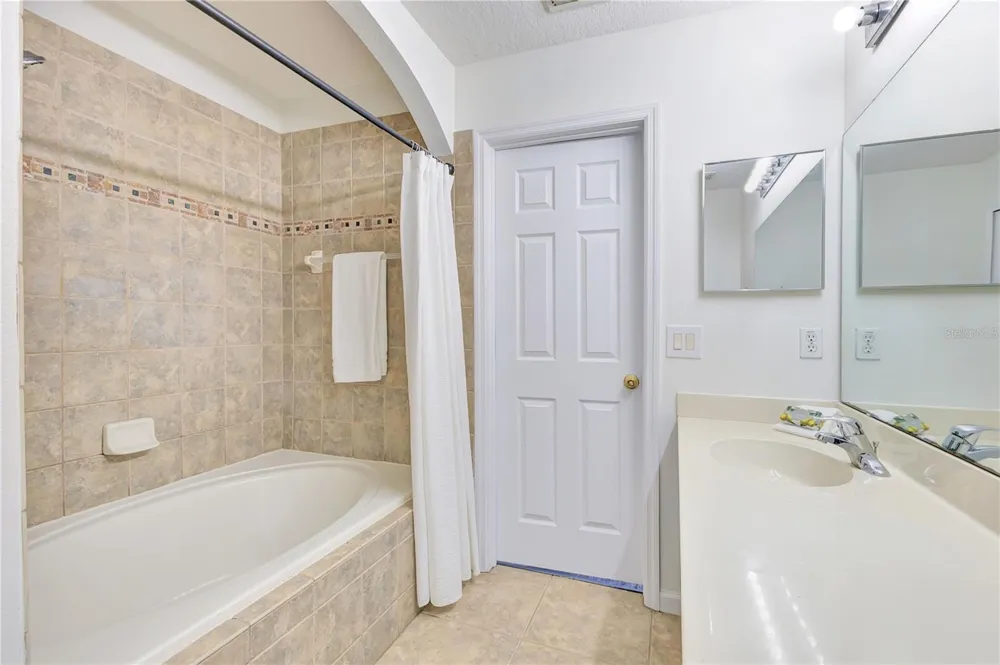 16077 OLD ASH LOOP #19 Orlando, FL 32828