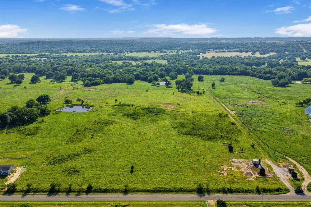 10 Dentonville Road Beggs, OK 74421