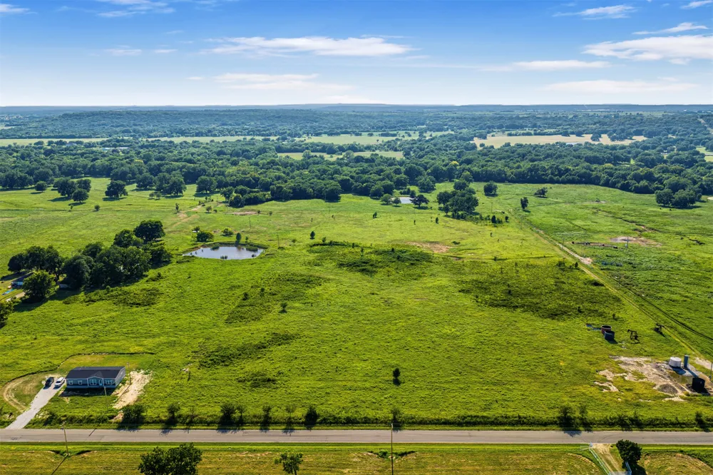 10 Dentonville Road Beggs, OK 74421