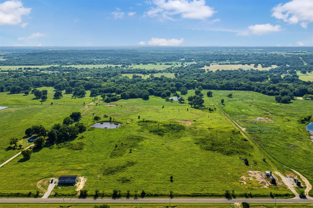 10 Dentonville Road Beggs, OK 74421