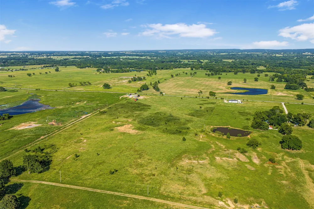 10 Dentonville Road Beggs, OK 74421