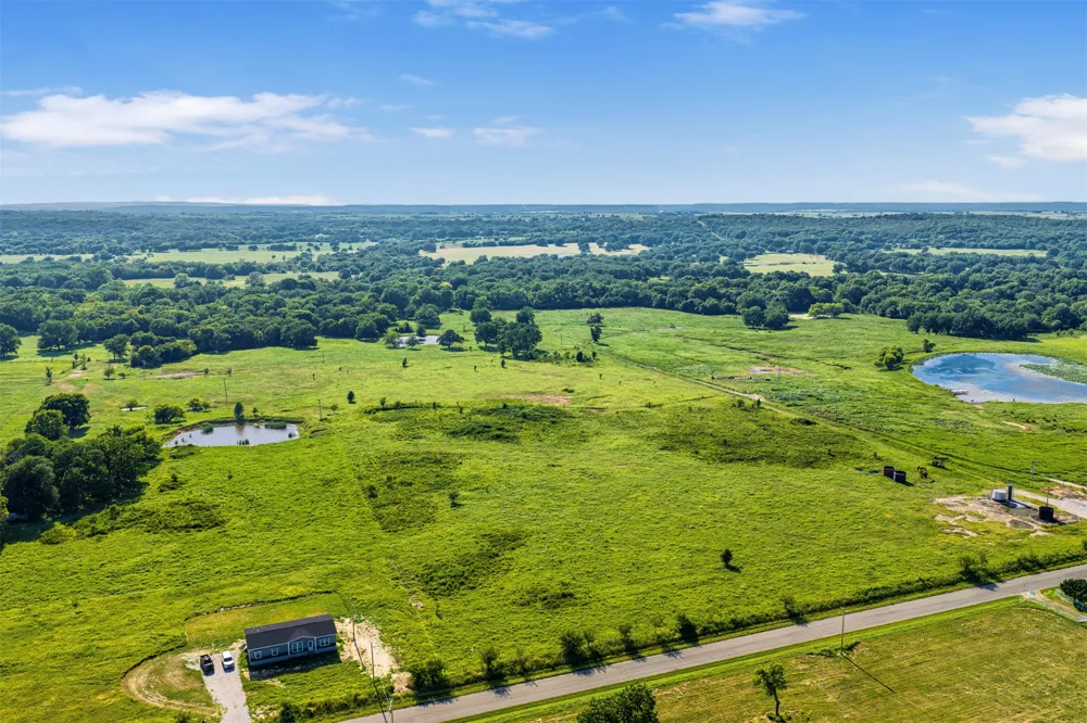 10 Dentonville Road Beggs, OK 74421