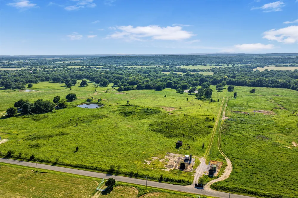10 Dentonville Road Beggs, OK 74421