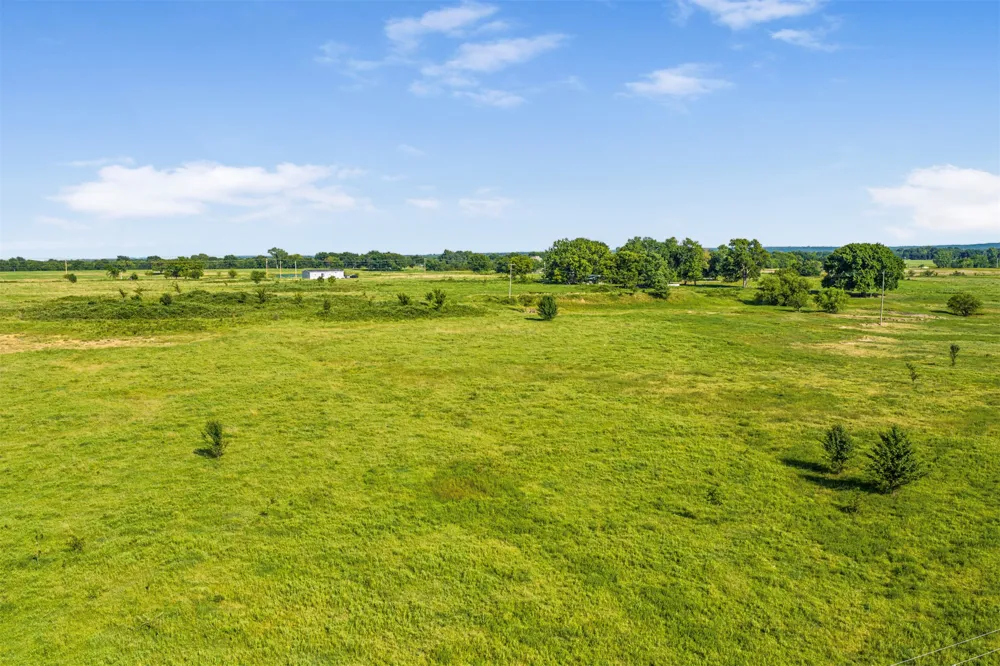 10 Dentonville Road Beggs, OK 74421