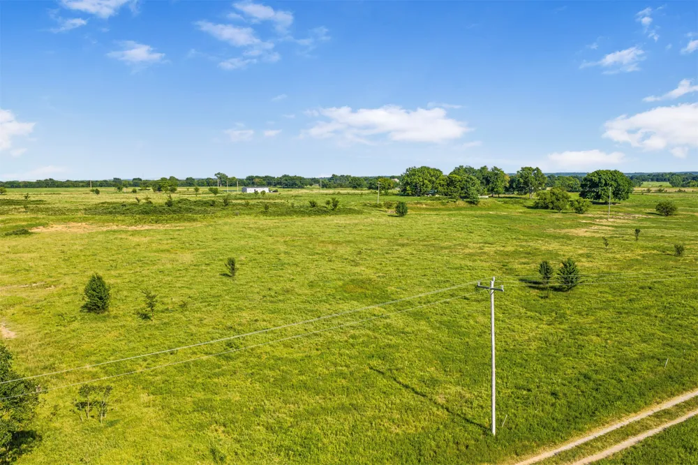 10 Dentonville Road Beggs, OK 74421