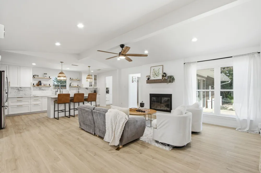 2202 Custer Parkway Richardson, TX 75080