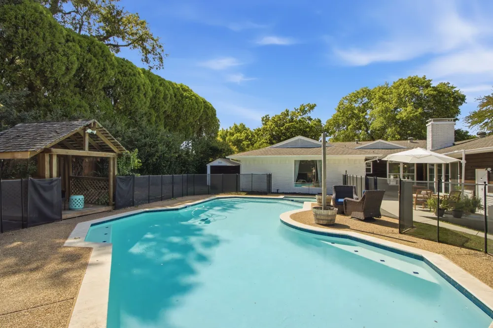 2202 Custer Parkway Richardson, TX 75080