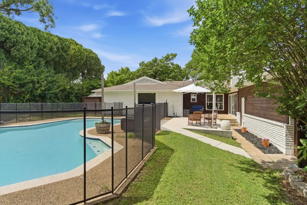 2202 Custer Parkway Richardson, TX 75080