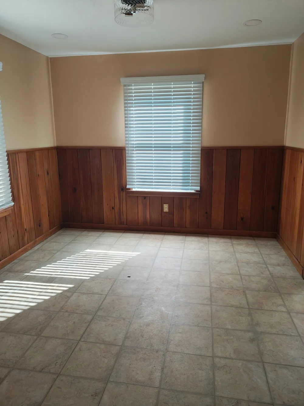 307 Playdium Drive West, TX 76691