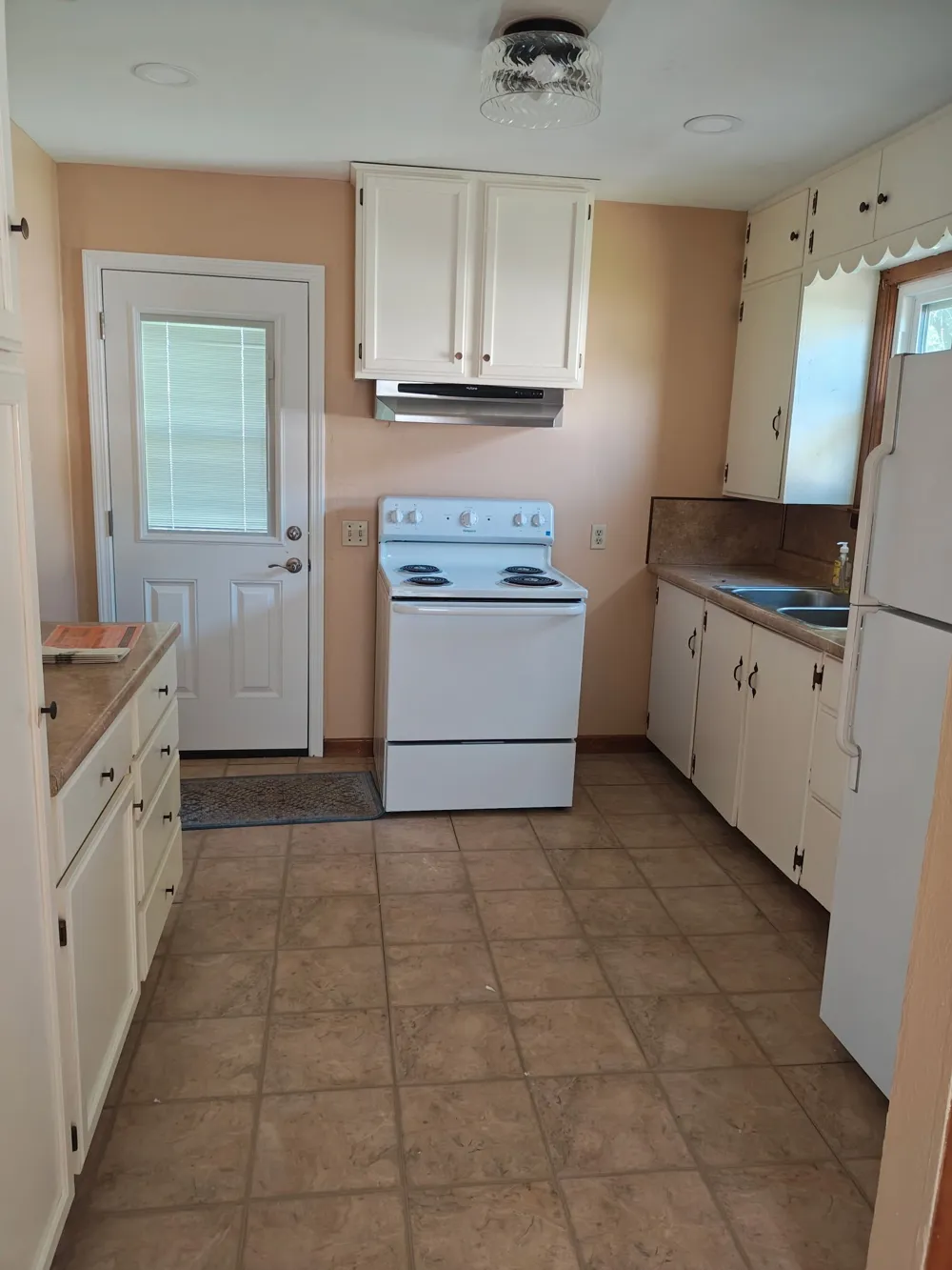 307 Playdium Drive West, TX 76691