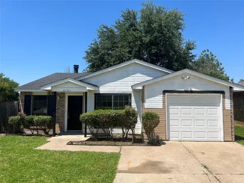 2101 Pennington Drive