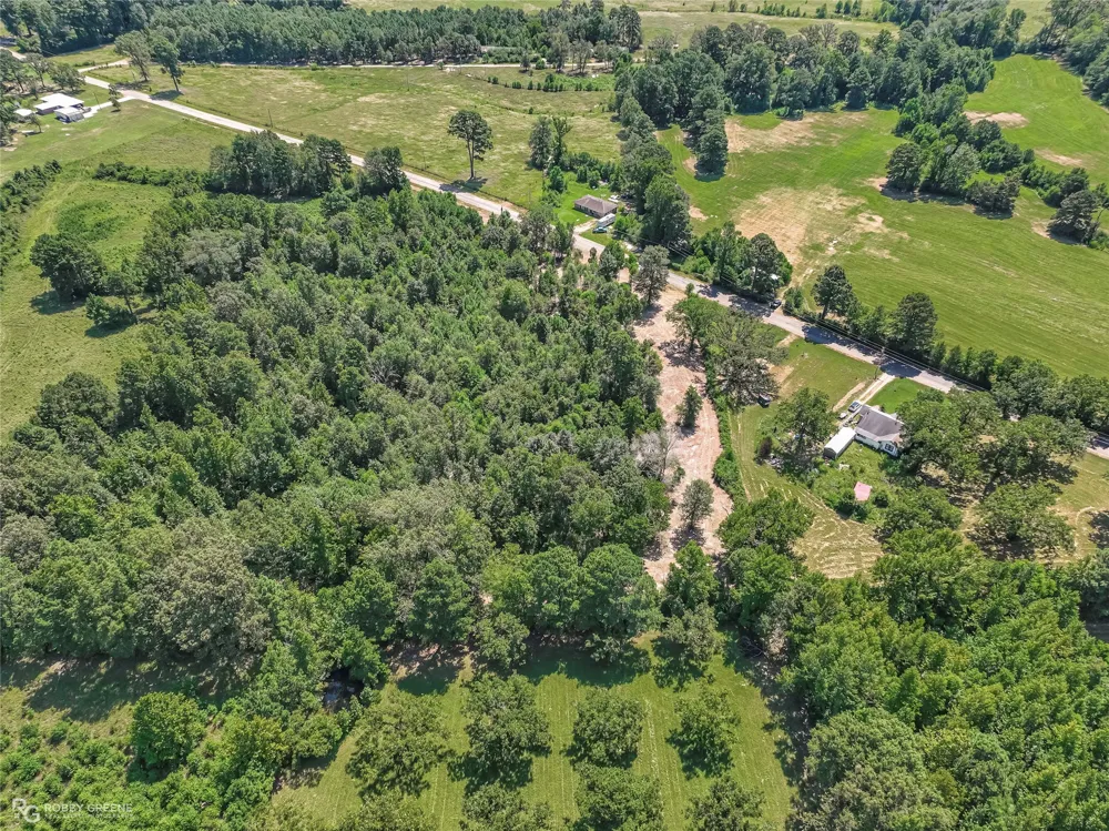 1 Percy Burns Road Springhill, LA 71075