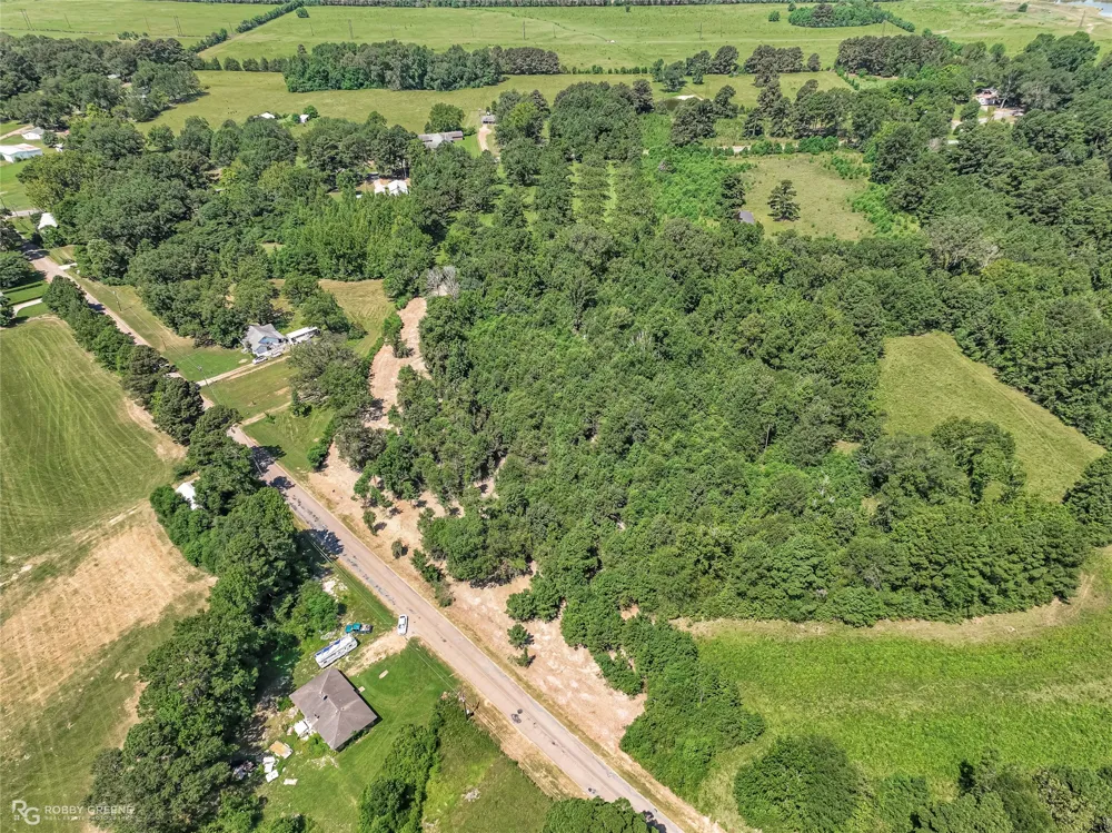 1 Percy Burns Road Springhill, LA 71075