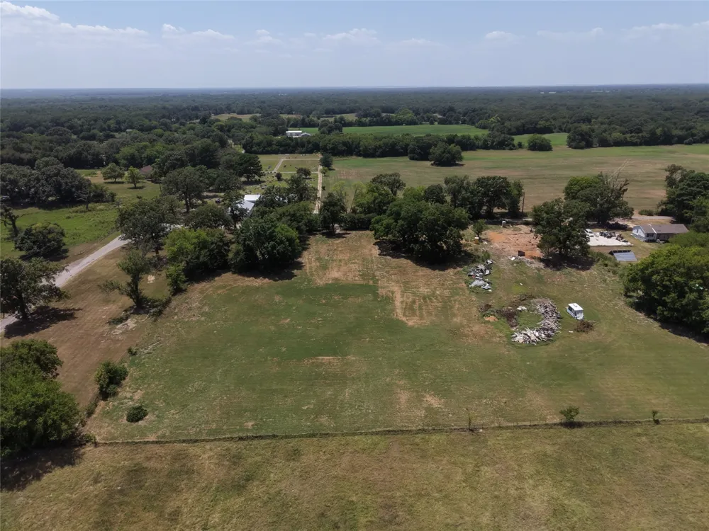 1195 RS COUNTY 1301 ROAD Emory, TX 75440