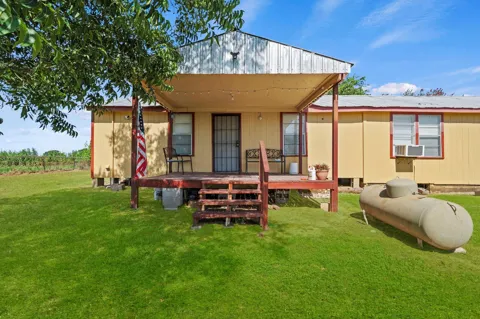 7033 Fm County Road 957