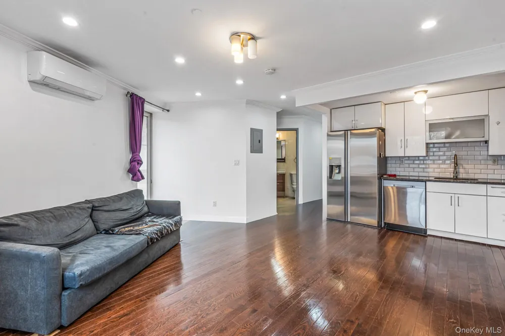 8115 Queens Boulevard #3A Elmhurst, NY 11373