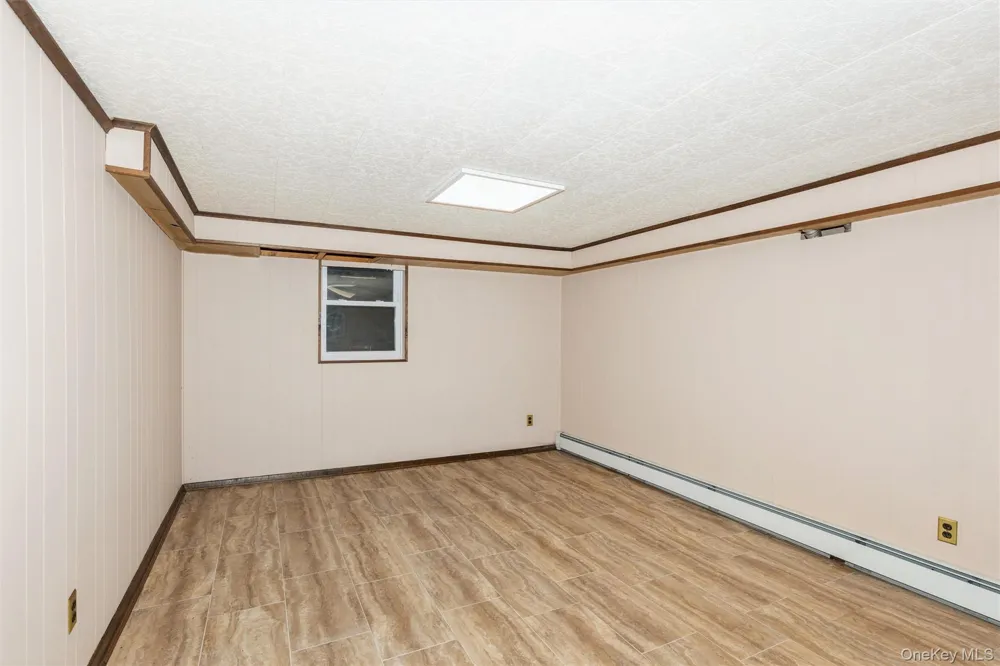 8 Orchid Street Floral Park, NY 11001