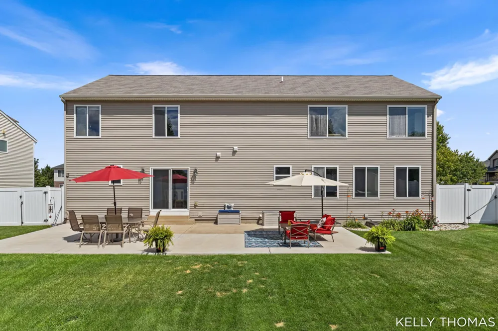 8153 Oldfield Court SE Byron Center, MI 49315