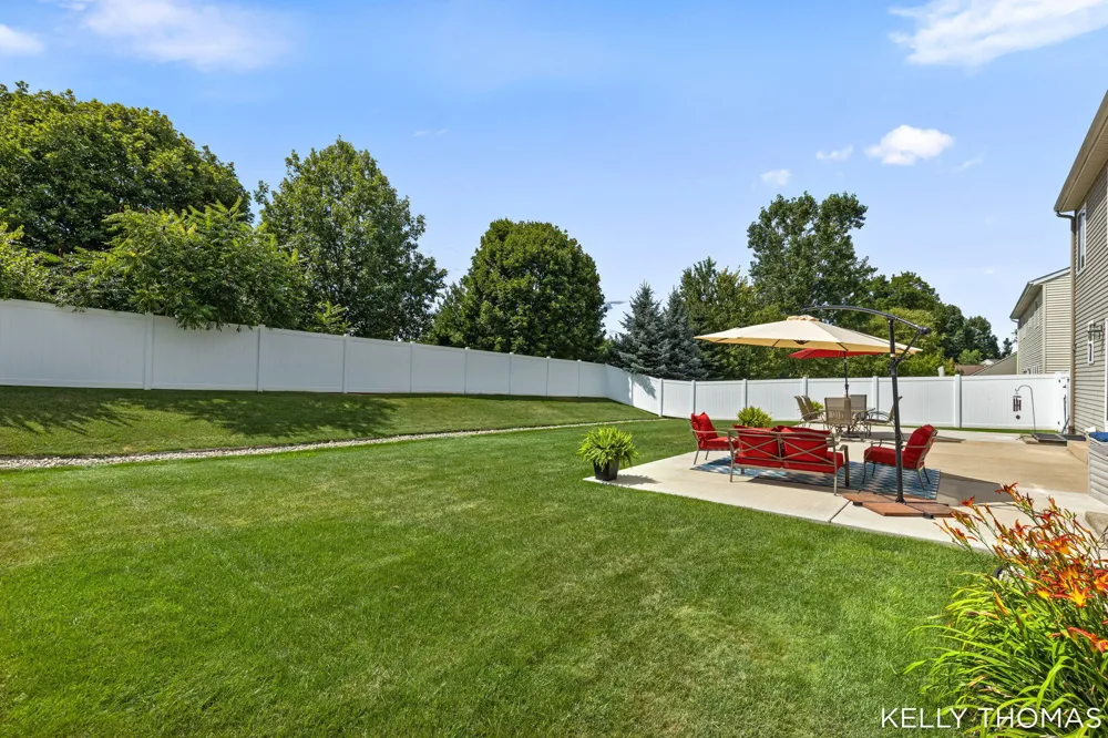8153 Oldfield Court SE Byron Center, MI 49315