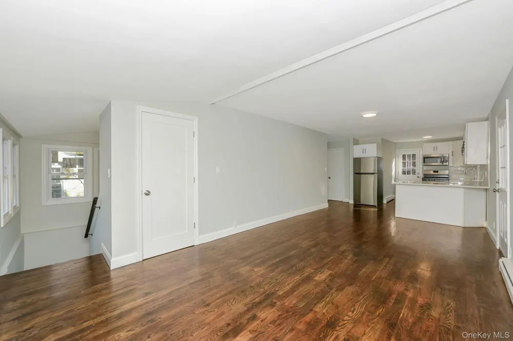 34 Glenna Little Trail Huntington, NY 11743