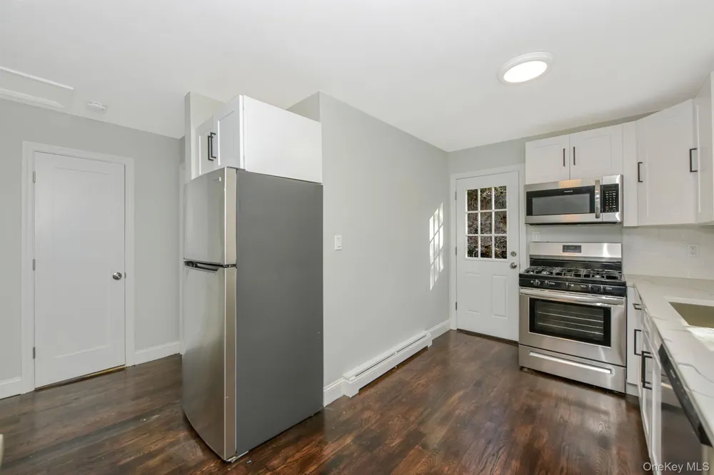 34 Glenna Little Trail Huntington, NY 11743
