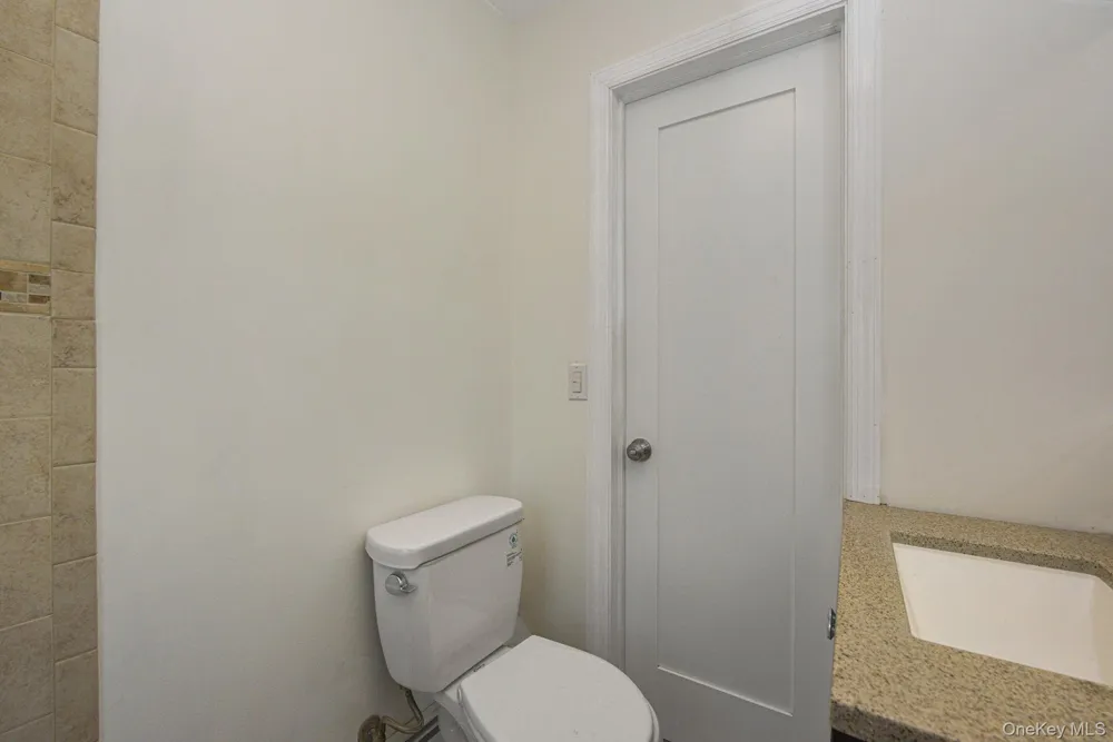 34 Glenna Little Trail Huntington, NY 11743